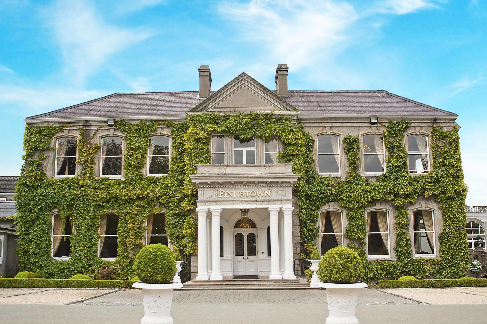 Finnstown Castle Hotel Lucan Bagian luar foto